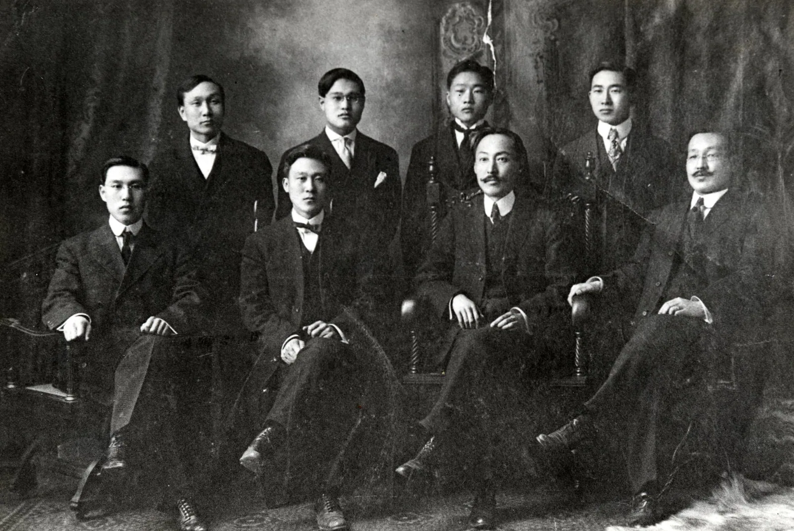 Group portrait of Korean National Association members arranged in rows